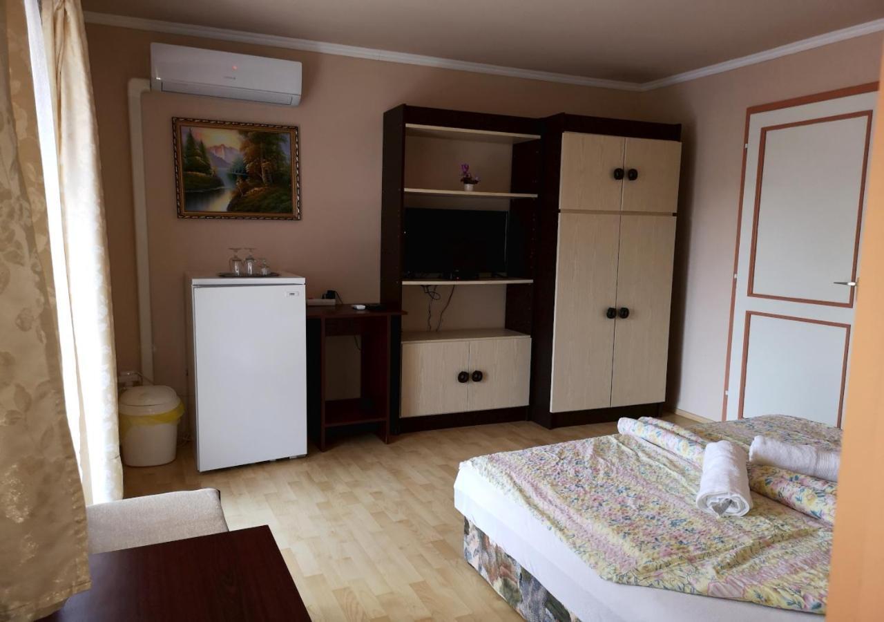 Vitorlas Apartmanhaz 시오포크 외부 사진