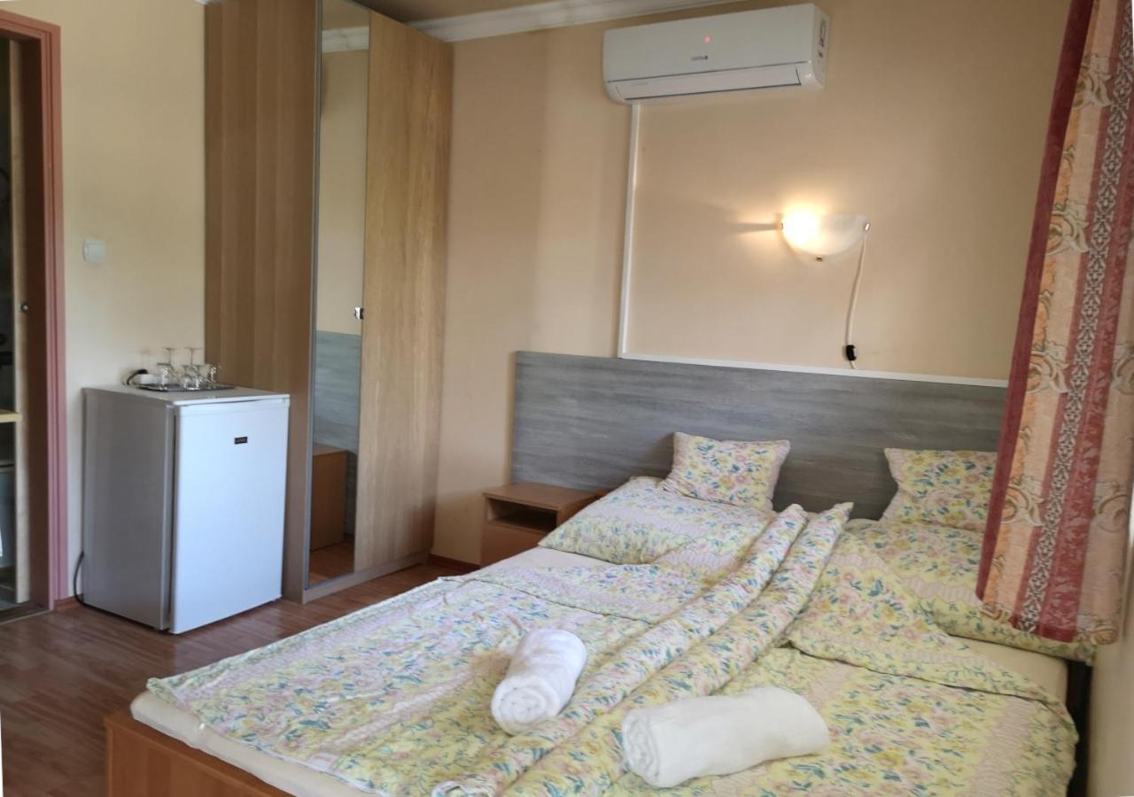 Vitorlas Apartmanhaz 시오포크 외부 사진